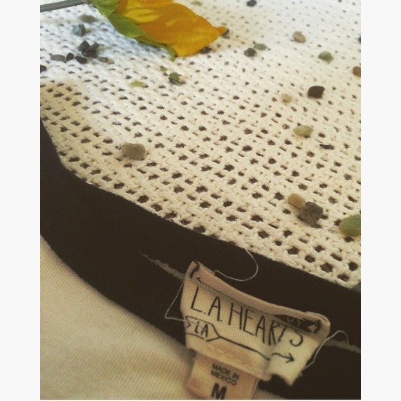 🌻 moon cycle top🌻 - Picture 3 of 3